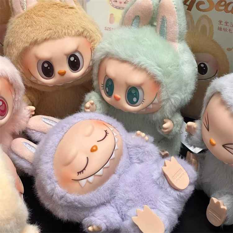 Labubu Doll – Cute Designer Collectible Figurine Toy for Gifts & Display